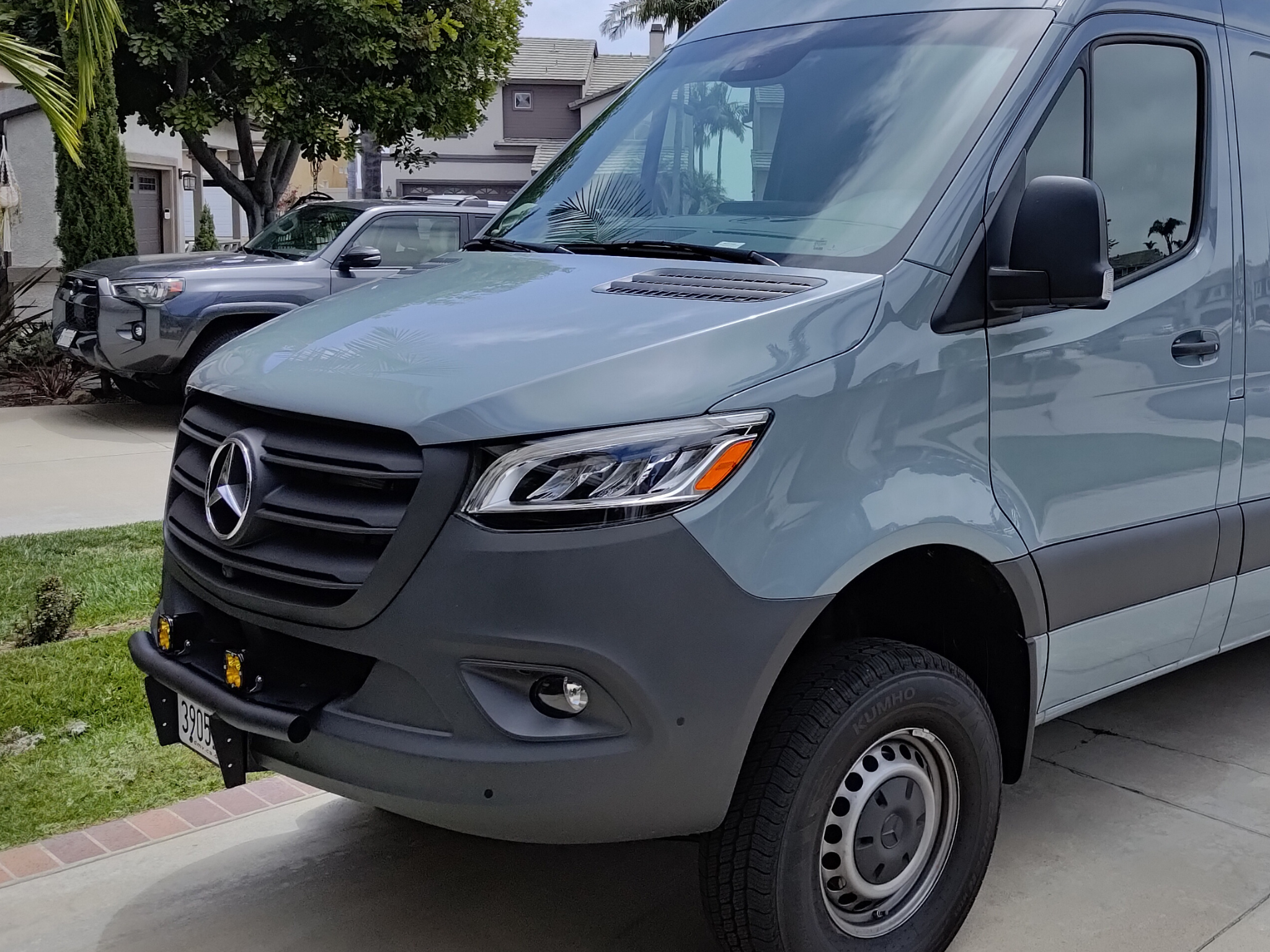 SPRINTER VAN NUDGE BAR